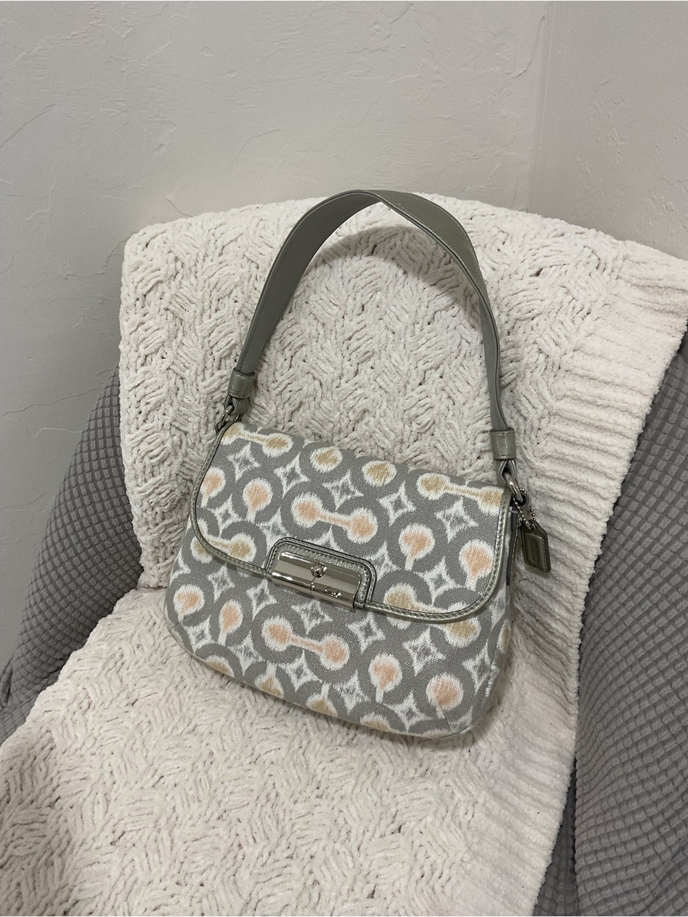 Coach Gray Shoulder Bag with Cream and Peach Pattern